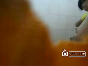 偷拍妇女洗澡