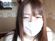 十八岁清纯美女大学生第一次援交_1