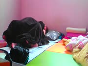 黑客破解远程监控偷拍夫妻啪啪貌似旁边还睡了个人