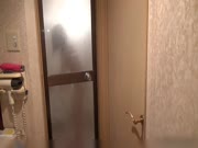 大坂胖哥酒店买春90后大学生援交妹子手机拍照留纪念
