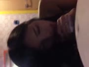最近网络疯传的名校大美女和97年男友爱爱视频曝光