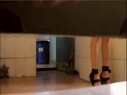 最新流出美罗城车站靠窗篇女神级极品黑高跟