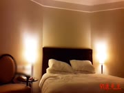 康先生系列-临走前最后一次约买个苹果7plus才同意开房的95年江苏商学院女神美女酒店啪啪,衣服还没脱完就直接被按倒了！