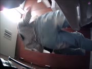 最新流出美女如云的餐厅高级坐厕偷拍第11季拿着咖啡等厕位的气质白领.