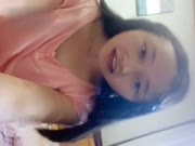 艺校美女招聘系列里最有潜质的师范高二美眉演绎丫鬟勾引老爷夺家产.