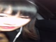 开奔驰女主播！公路户外紫薇,车内道具秀,旁边车上还躲着两人褕褕看不敢下来