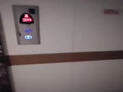 剧情演绎戏精刘婷欺骗中通快递小哥上楼收快件进房间被大快件吓一跳要干一炮才让走