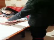 时尚大胸气质美女酒店包厢点餐时色诱新来的帅哥服务员,2人在餐坐上激情啪啪,速战速决!国语对白!