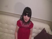 戴着原始松鼠可爱的太阳镜