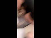 三十岁的少妇情趣黑丝酒店强推外卖小哥3P.mp4
