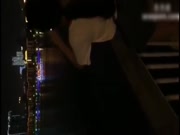 与好久没见的初中女同学开房激情，看着挺正经，没想到床上那么骚，乳头都是黑葡萄了