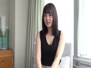 259LUXU-1168 ラグジュTV 1146 初体験でトラウマを負った淑女が、丁寧な前戯に秘所を潤し、涎を絡めて男根を咥え込み、美しい胸を揺らして挿入の快感に酔いしれる…。 鈴原穂乃果 25歳 ヘアメイク