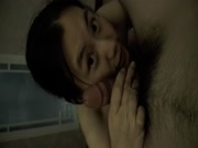 最新性奴『依依』淫荡母狗终极调教 女神人妻跪下即为调教奴 跪舔+鞭打+淫字+虐操
