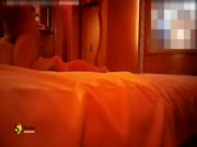 听朋友说最近附近新开了个桑拿会所小肥哥亲自去找了个大眼妹体验一下680的全套服务