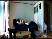 新婚不久的年轻夫妻激情啪啪娇妻身材太性感了被搞的销魂淫叫一对狗狗观战