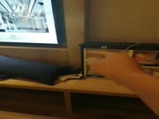 猥瑣大屌哥星級酒店找了個顏值不錯苗條小姐姐直播啪啪 穿著黑絲挑逗口交後入騎乘幹得直叫求饒 服務絕對到位 對白清晰