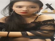 很有刘涛气质的极品黑丝御姐『蜜汁丝袜』和邻家哥哥啪啪做爱 倒立69互舔 扛腿猛操 性爱椅骑乘做爱太会玩了