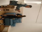 老哥探花约了个黄衣少妇TP啪啪 沙发上扣逼舌吻床上骑乘后入大力猛操非常诱人