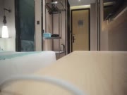 賓館開房約啪身材不錯的馬尾辮妹子
