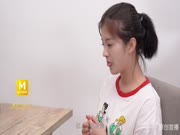 【首发推荐】国产AV巨作兄妹蕉谈 哥哥手把手教学 近亲之间的荒唐性爱