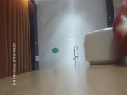 男技師被年輕富姐邀約到高級酒店搓澡推油啪啪壹條龍