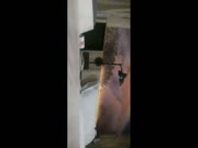 3000元酒店约啪穿着贵气时尚的大美女,收完现金床上激战,鸡巴刚插痛的大叫：不行,插不进去,太大了,从后面更干不进去!
