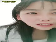 高颜值甜美白衣萌妹子来大姨妈厕所露粉奶掰穴，性感黑丝翘屁股掰开特写揉奶晃动非常诱人