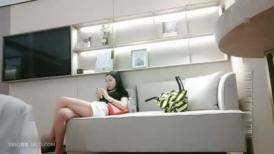 沈先森先今晚来兴致叫两个少妇双飞，黑衣少妇叫上大长腿闺