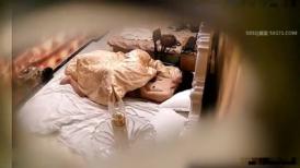 同事關系猛男騷女周末約會開房啪啪小伙口活了得舔的美女嬌喘呻吟嘗試各種體位最后