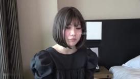 最新流出FC2系列21岁婚纱店化妆师嫩妹酒店援交干净白虎B花心粉嫩多水大量中出内射