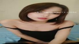 刚下海不久极品短发美女和炮友居家啪啪 戴上情趣面罩揉捏美乳  骑乘整根插入