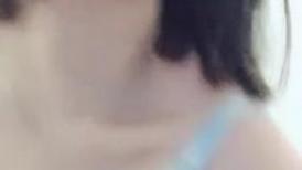 喵喵是个猫顶级短发酒窝美女 小背心丝袜抚摸美臀 半脱下黑丝掰开嫩穴 振动棒磨蹭小穴洞洞很小喵喵是个猫顶级短发酒窝美女 小背心丝袜抚摸美臀 半脱下黑丝掰开嫩穴 振动棒磨蹭小穴洞洞很小