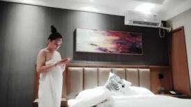 爱打麻J的少妇 卖完B说要用这卖B钱去麻将能赢 欲不可控