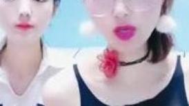 妈妈调教女儿性感母女花 颜值很高长得很像情趣装诱惑 陪狼友互动撩骚无毛白虎逼
