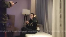陕西高颜值淫妻女友情侣性爱泄密流出 靓丽俏脸超享受吃肉棒 极品饱满