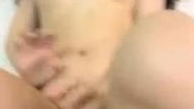 【生气大灰熊】，新下海女神，新疆美女，酒店私拍，黑丝无套啪啪，美乳翘臀极品尤物，娇喘连连诱惑