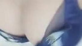 肤白奶大御姐女主播约炮友直播啪啪 男的太猛把妹子都操尿了 叫床骚的一逼