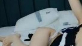 美女主播瘦小女仆装早上和眼镜炮友激情大秀，多姿势花样操逼，疯狂后入一线天