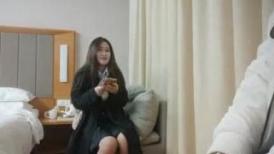 【我是探索者】，专攻高颜值，外围女神场持续，甜美温婉小仙女，性爱百科全书，各种姿势大屌猛插彻底征服了