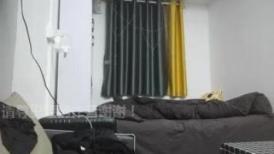 【麻辣王子】，肌肉小帅哥，良家学生妹，00后，苗条短发乖巧听话，黑丝足交啪啪，金童玉女性爱最佳伴侣