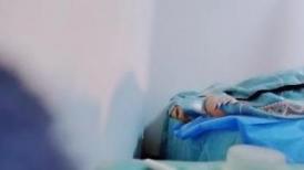 《骚宝》男技师偷拍骚女全身SPA，Q弹大白美臀，精油推屁股，金手指扣弄多毛骚穴，扶着屁股侧入爆插