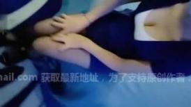 勾搭酒店服务员，黑丝制服高跟诱惑，乖巧听话口交大鸡巴，从床上草到浴室各种爆草蹂躏，直接内射中出好