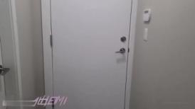 沉迷黑屌的OL白领蜜穴母狗 推倒粗暴插入黑丝母狗淫穴 无套虐插口爆