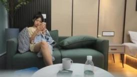 【锤子丶探花】青春美少女，80多斤纤细美腿，高清拍摄超近视角，骑乘抽插站立后入