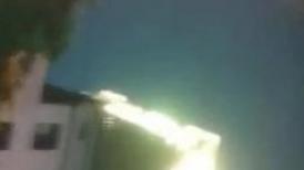继续操站街女，肉丝骚熟女，超近视角拍摄，张开双腿，一下下猛顶骚穴