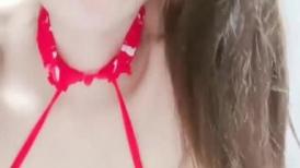 双马尾笑起来超甜  喜庆红色情趣装 拨开内裤扣穴  衬衣长裙换装诱惑  一线天馒头美穴特写