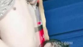 国产青年小夫妻，卧室啪啪秀，无套花样姿势操逼做爱全过程洗澡展现白皙大奶
