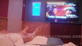 【乡村探花】，重金忽悠足浴店良家，酒店开房啪啪，舔穴狂魔进攻鲍鱼，少妇高潮尖叫不断，享受其中真快活