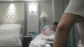 【老马车行】新良家少妇，喝酒聊天，有点微醉再开操，肉感大屁股后入撞击