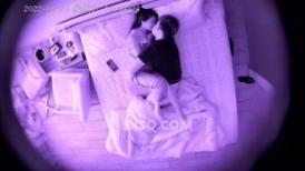 流出酒店安防摄像头偷拍 奇葩情侣一边搞一边专注看手机信息样子还真销魂